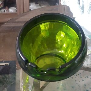 Midcentury Orb Ashtry